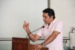 Anup Soni at the launch of vinspire workshop for parents, teachers and teenagers in Juhu, Mumbai on 23rd June 2012 (27).jpeg